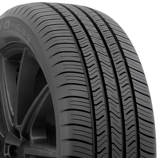 Toyo Open Country A44 Tire - 235/55R20 102V (TL)
